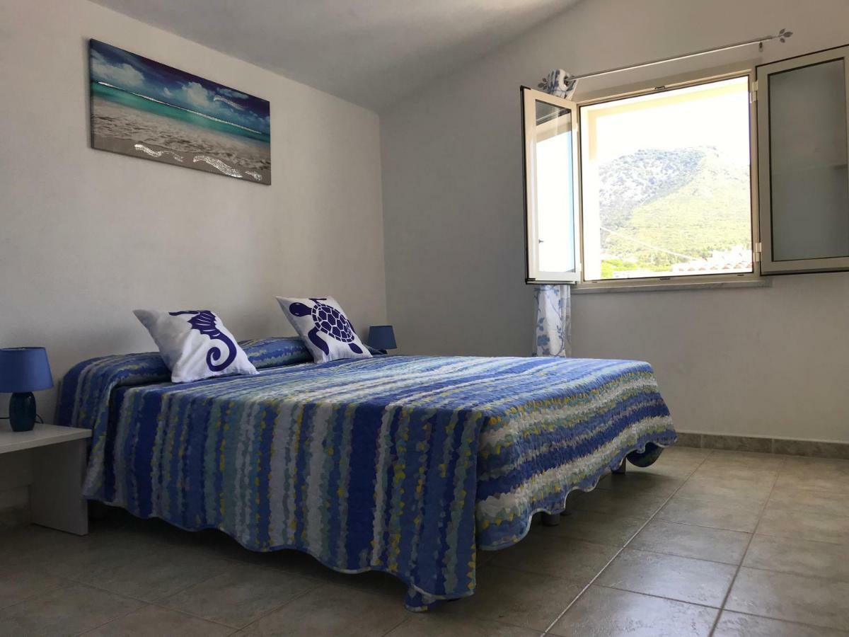 Apartamento Casa Rosa Cala Gonone Exterior foto
