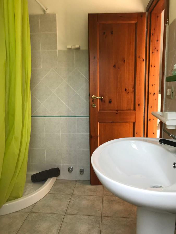 Apartamento Casa Rosa Cala Gonone Exterior foto